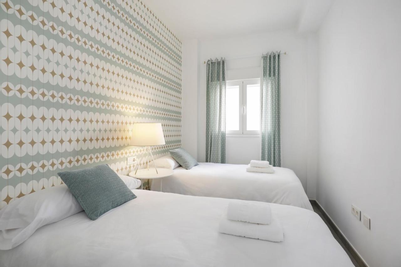 Hi Room - Smart Apartments - He 2 Granada Exterior foto